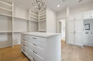 1001 E 7th 1/2 St, Houston, TX 77009 - Photo 32