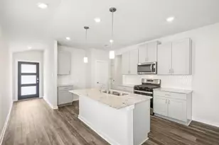17716 Ml Mnr Dr, Montgomery, TX 77316 - Photo 2