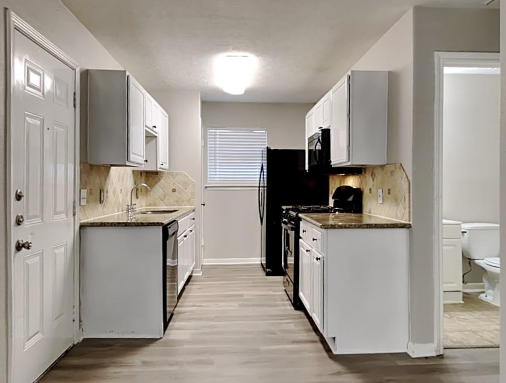 14202 Clear Forest Dr, Sugar Land TX  77498-1796 exterior