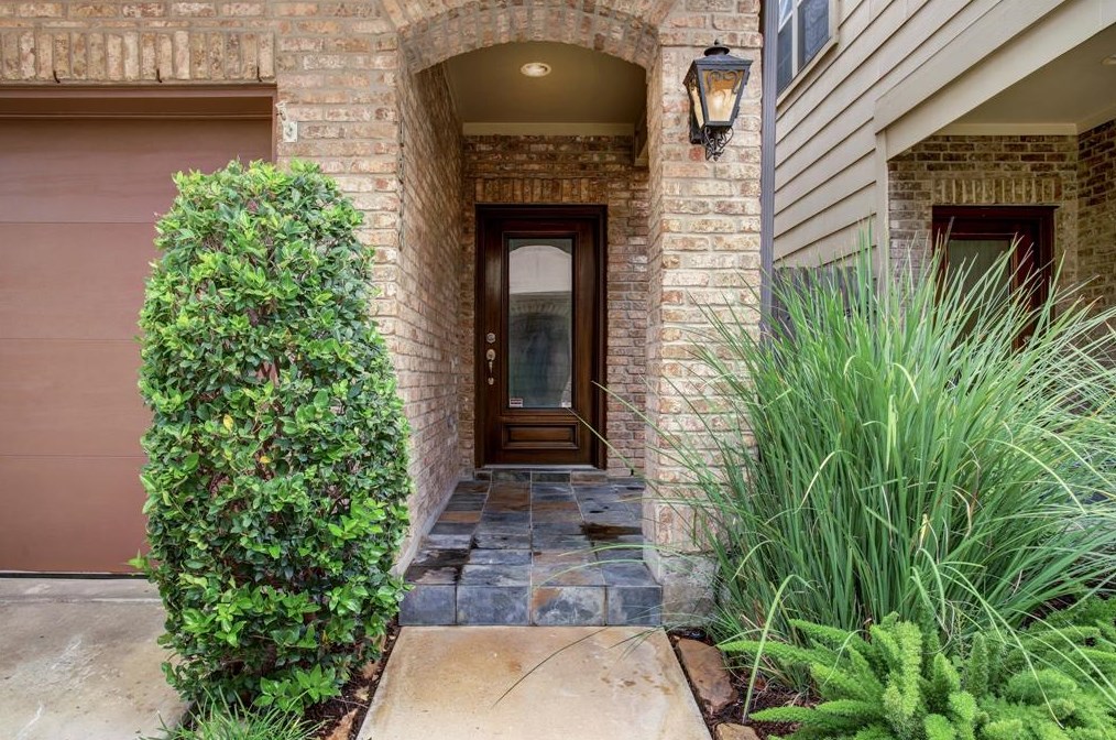1238 Sampson St, Houston TX  77003-3902 exterior