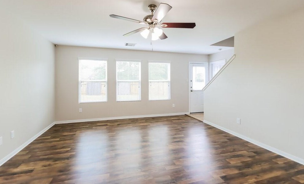 16779 Warbler Dr, Conroe TX  77385-3769 exterior