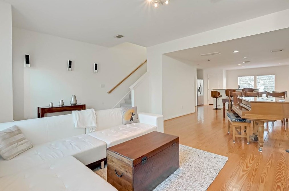 1922 Prospect St, Houston, TX 77004