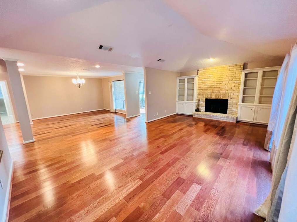 124 Old Bridge Lk, Houston TX  77069-3401 exterior