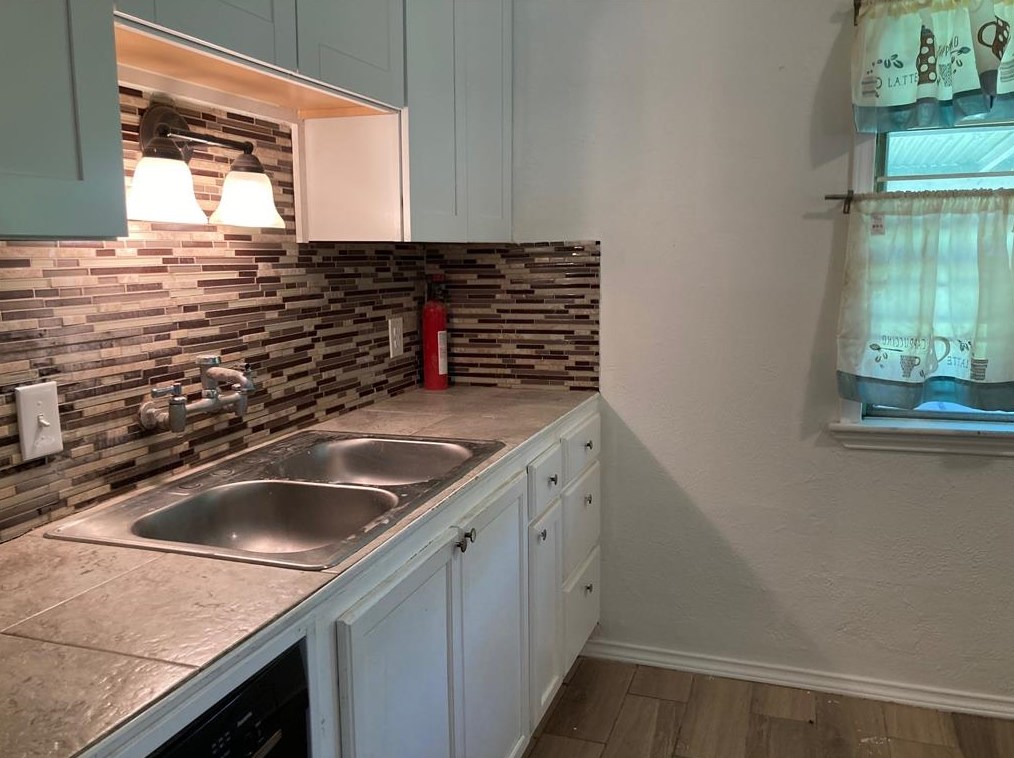 3626 Yosemite St, Houston, TX 77021