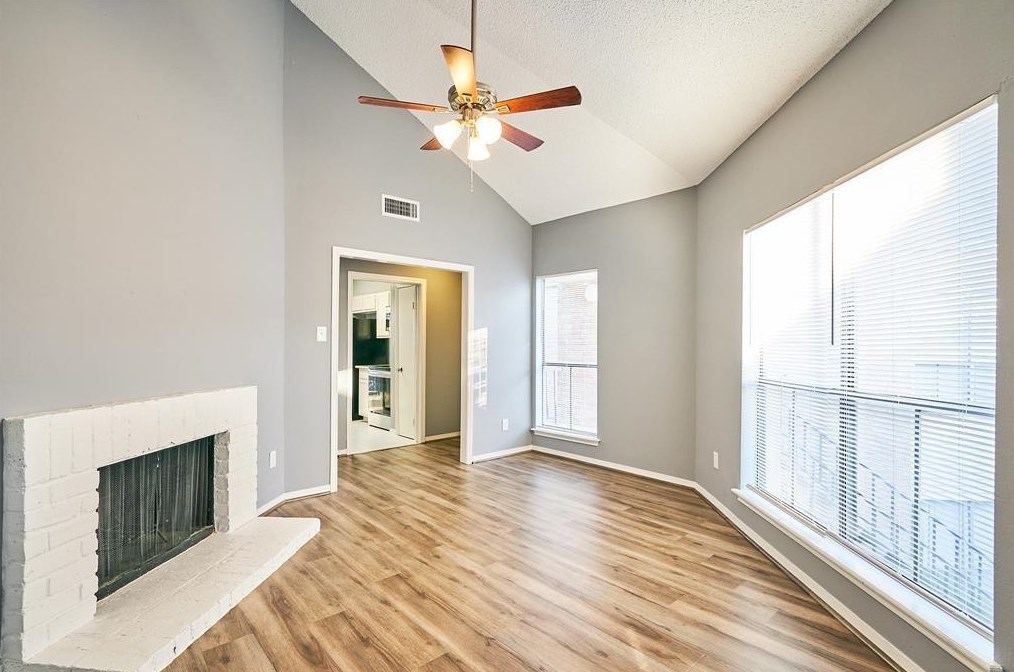 3724 Woodchase Dr #3724, Houston, TX 77042