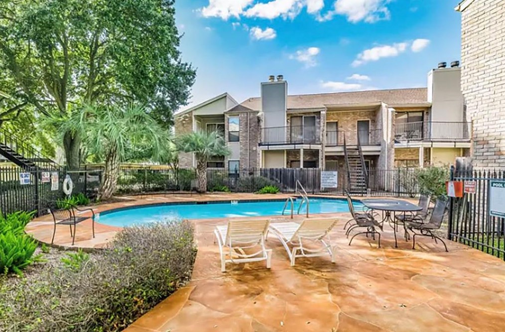 8100 Cambridge St Apt 45, Houston, TX 77054