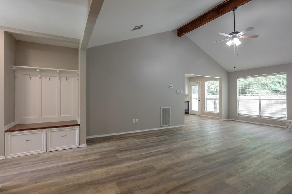 31 Maywind Ct, Spring TX  77381-3716 exterior