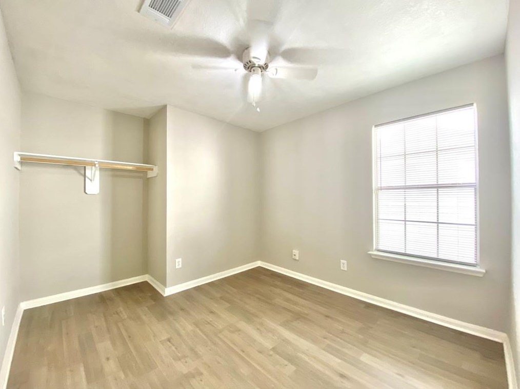 15514 Blue Creek Ranch Dr, Houston TX  77086-1124 exterior