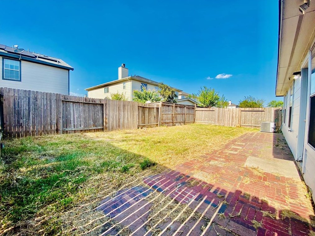 15514 Blue Creek Ranch Dr, Houston TX  77086-1124 exterior