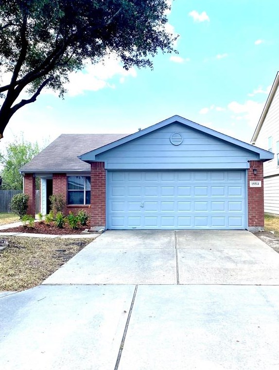 15514 Blue Creek Ranch Dr, Houston TX  77086-1124 exterior