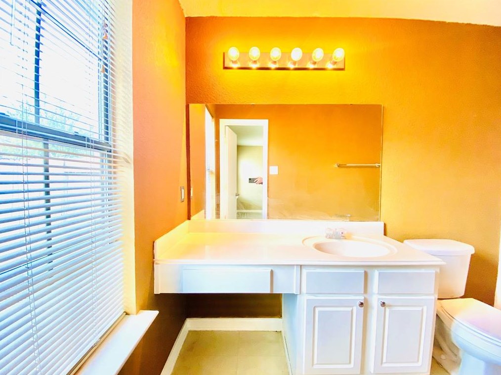 15514 Blue Creek Ranch Dr, Houston TX  77086-1124 exterior