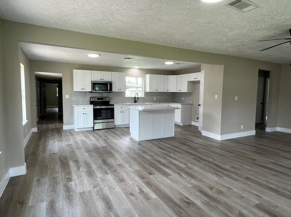 2511 Sinclair St, Pasadena TX 77503-4140 exterior