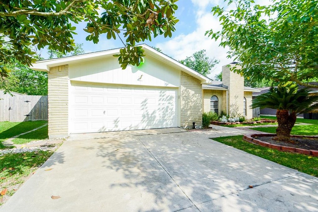 4034 Coltwood Dr, Spring TX  77388-4915 exterior