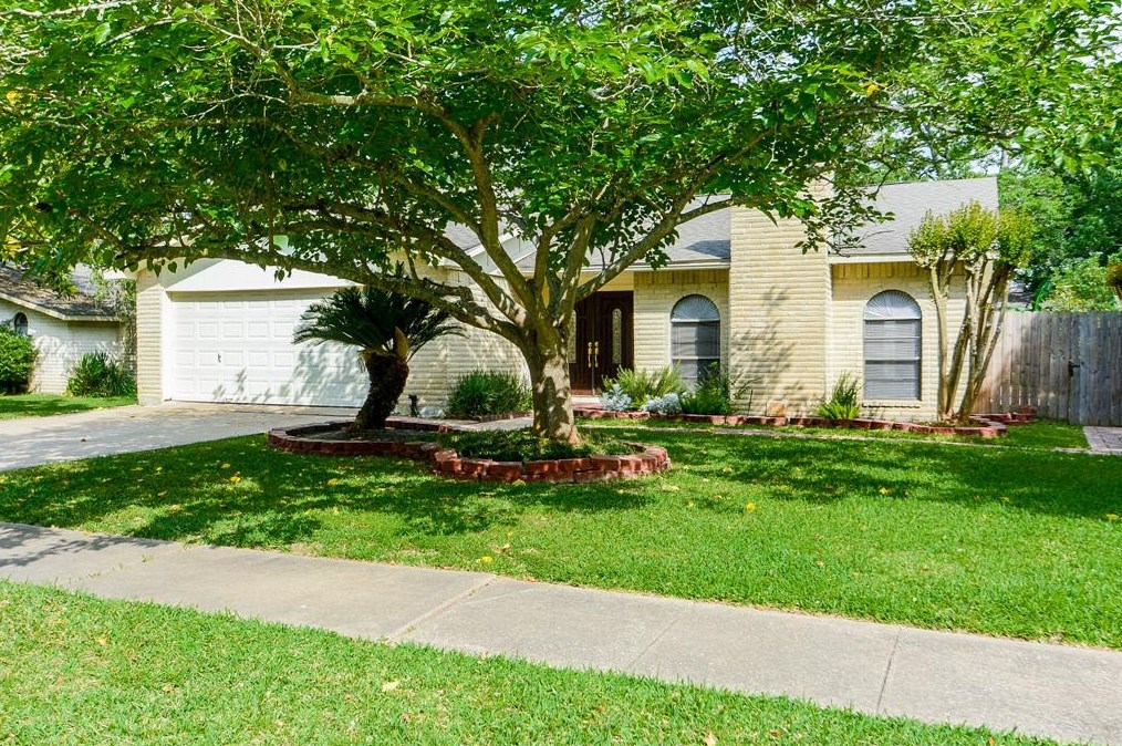 4034 Coltwood Dr, Spring TX  77388-4915 exterior