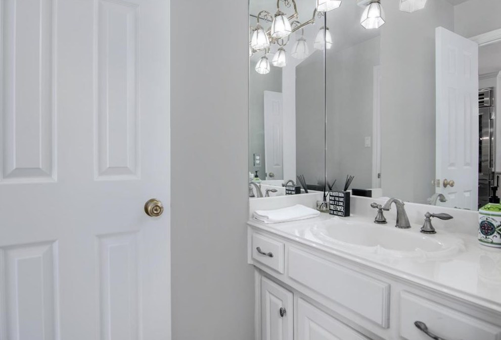 12123 Westmere Dr, Houston TX  77077-3715 exterior