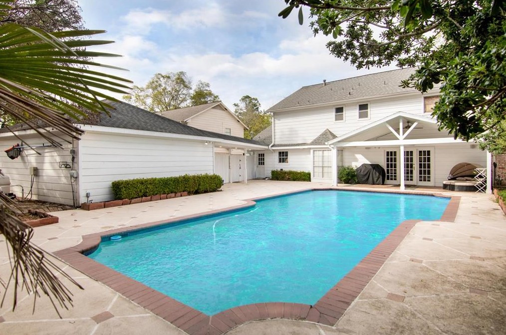 12123 Westmere Dr, Houston TX  77077-3715 exterior