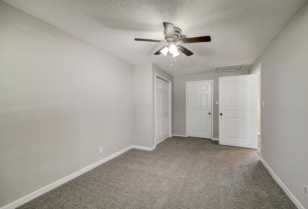 5311 Kingsbury, Houston TX  77021-3402 exterior