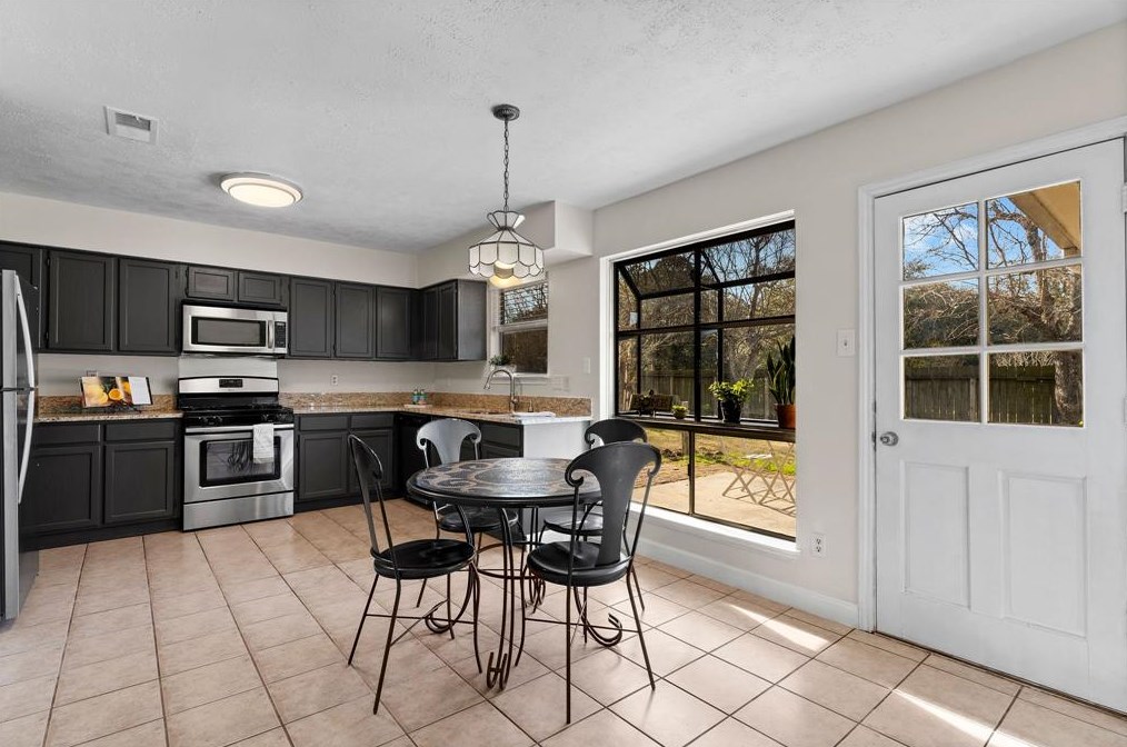24242 Azure Sky Dr, Spring TX  77373-6397 exterior
