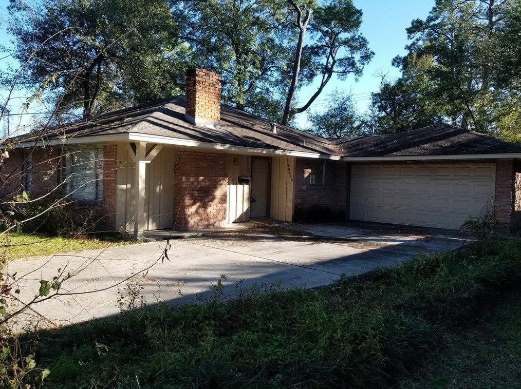10119 Brinwood Dr, Houston, TX 77043