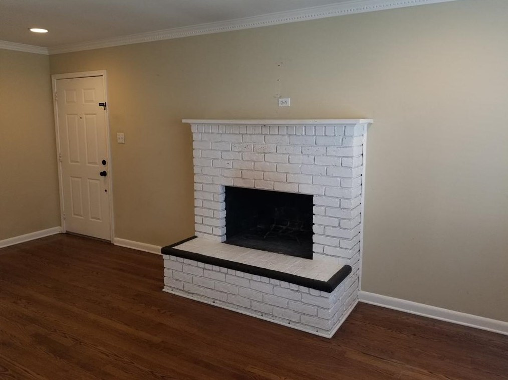 10119 Brinwood Dr, Houston TX  77043-4304 exterior