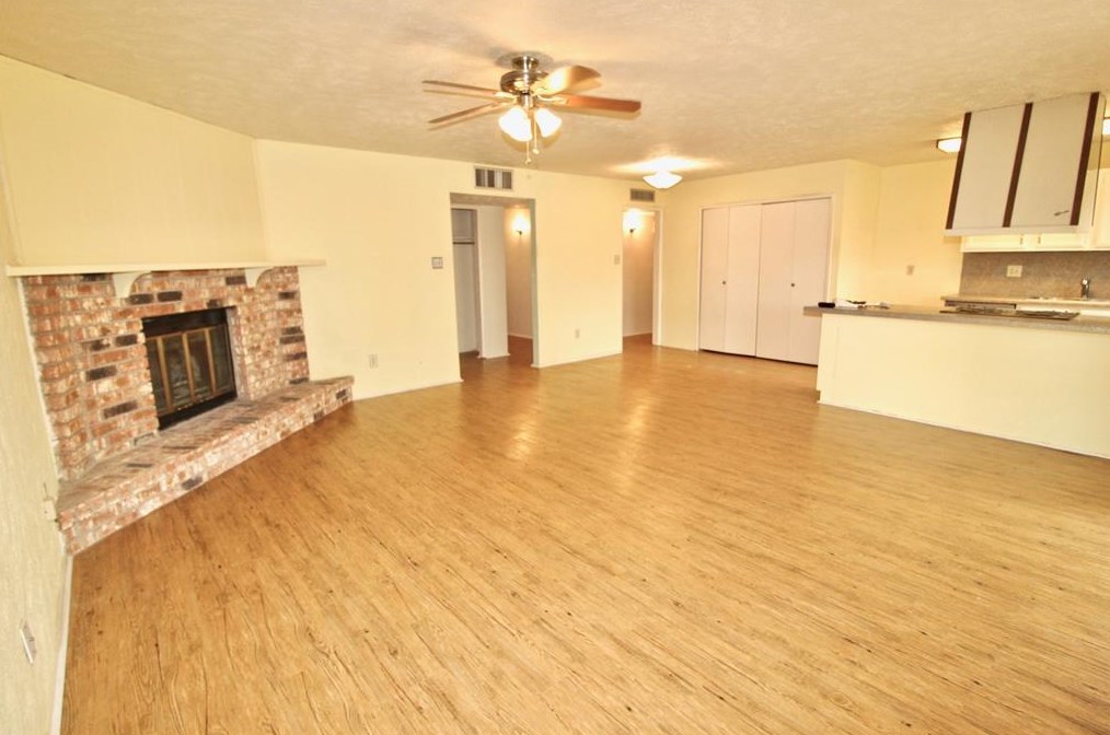 6806 Kearney Dr, Richmond, TX 77469