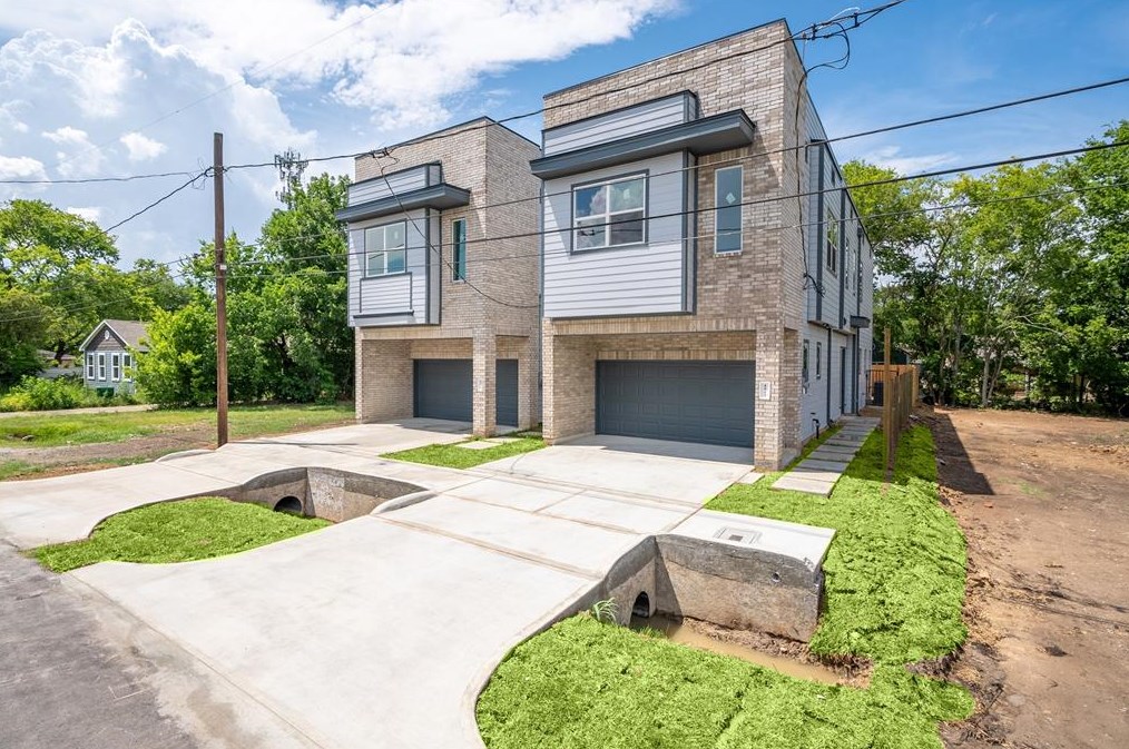 4515 Teton St, Houston TX  77051-1926 exterior