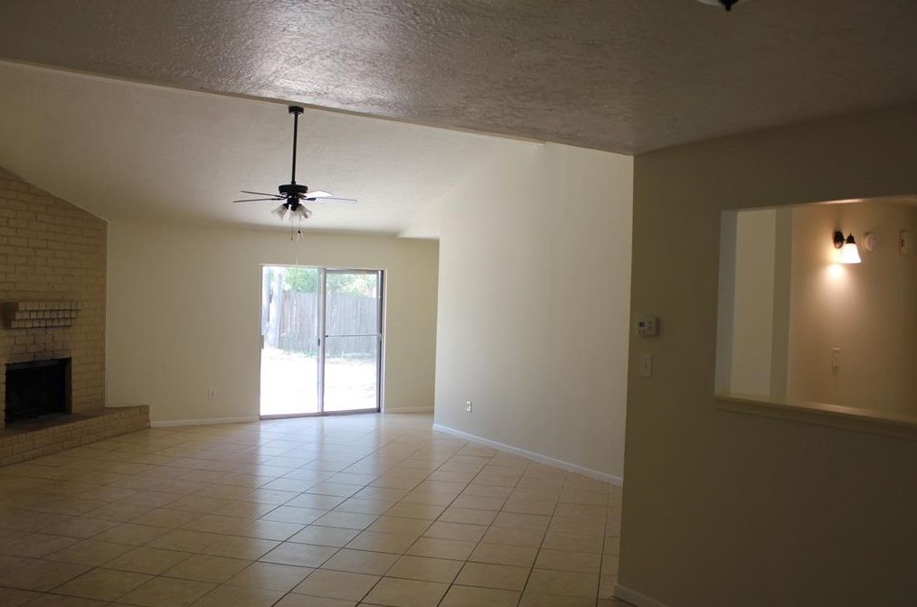 1002 Cheyenne Meadows Dr, Katy TX  77450-3627 exterior