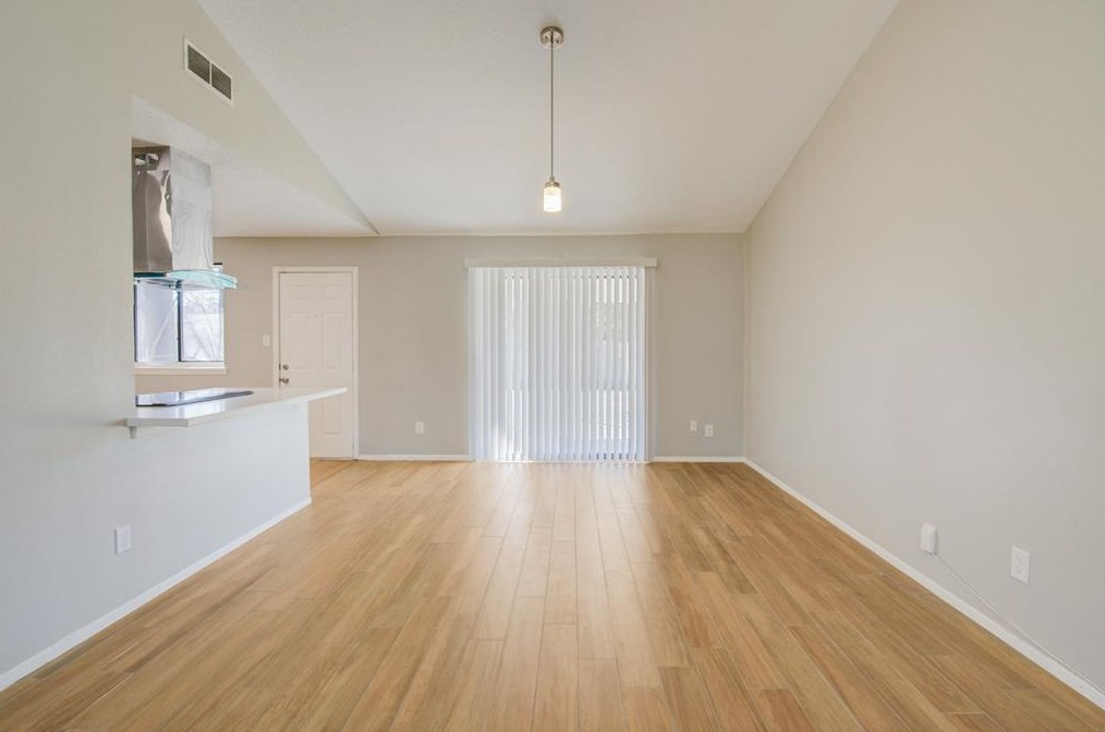 4803 Lotus St, Houston TX  77045-3123 exterior