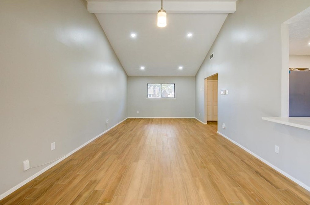 4803 Lotus St, Houston TX  77045-3123 exterior