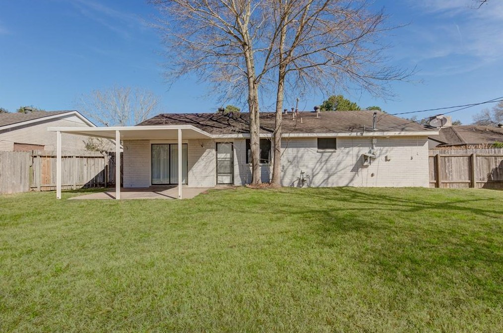 4803 Lotus St, Houston TX  77045-3123 exterior