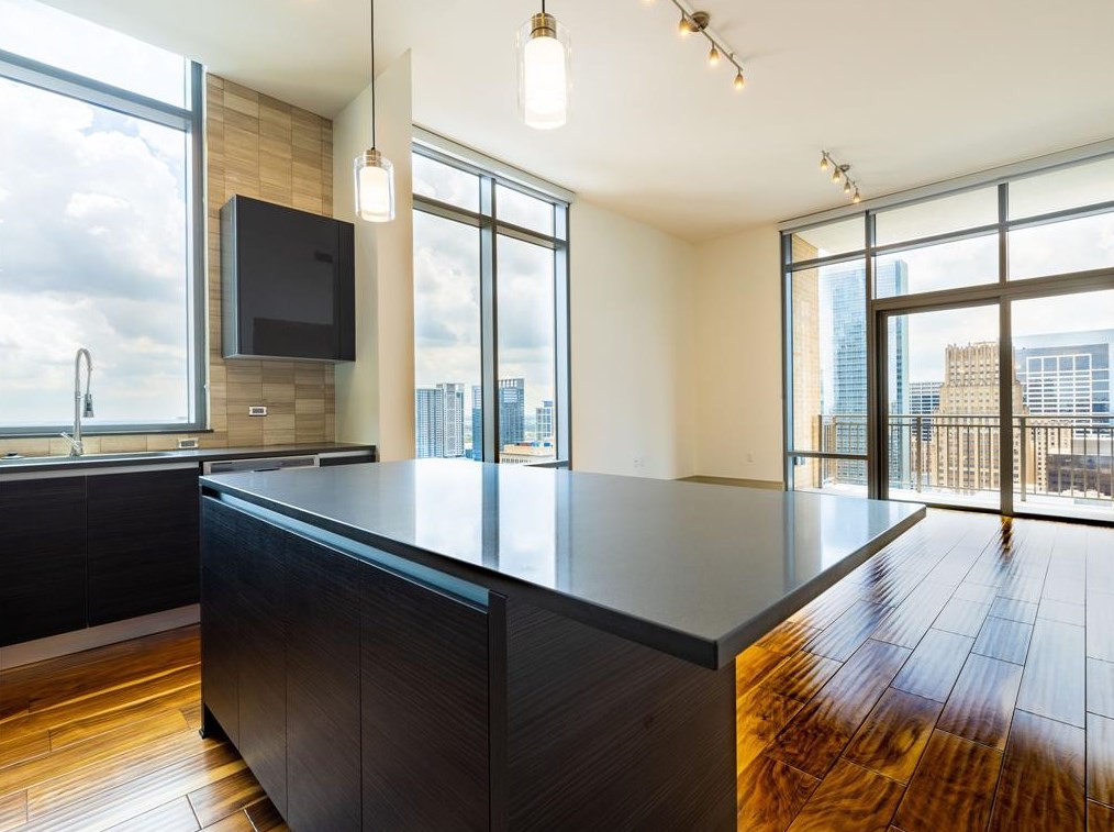 409 Travis St #2101, Houston, TX 77002