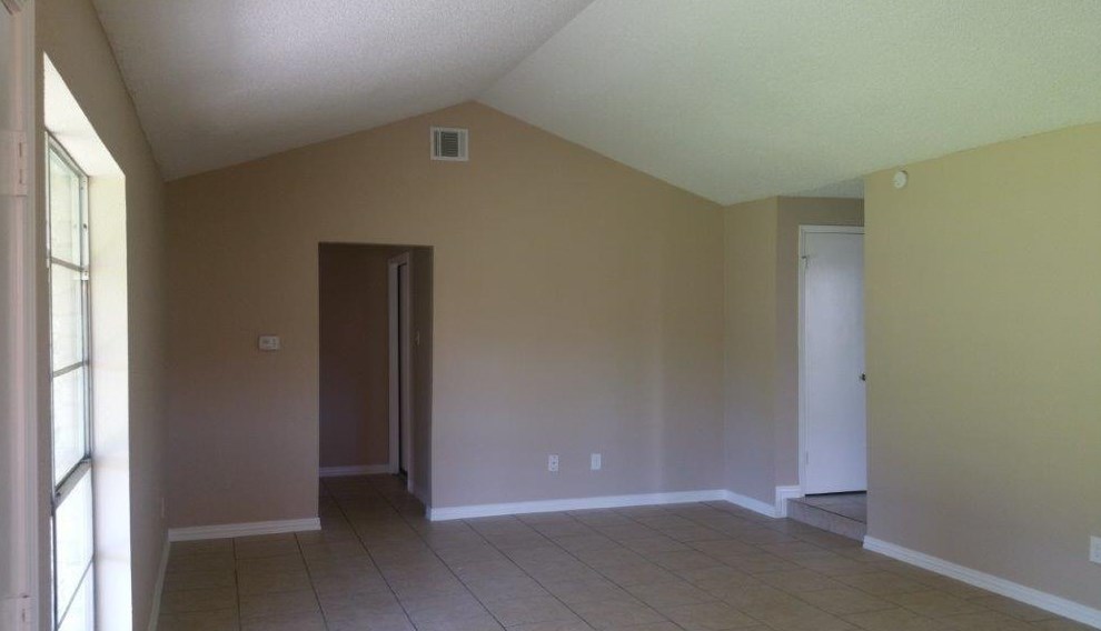 12210 Roandale Dr, Houston TX  77048-4052 exterior
