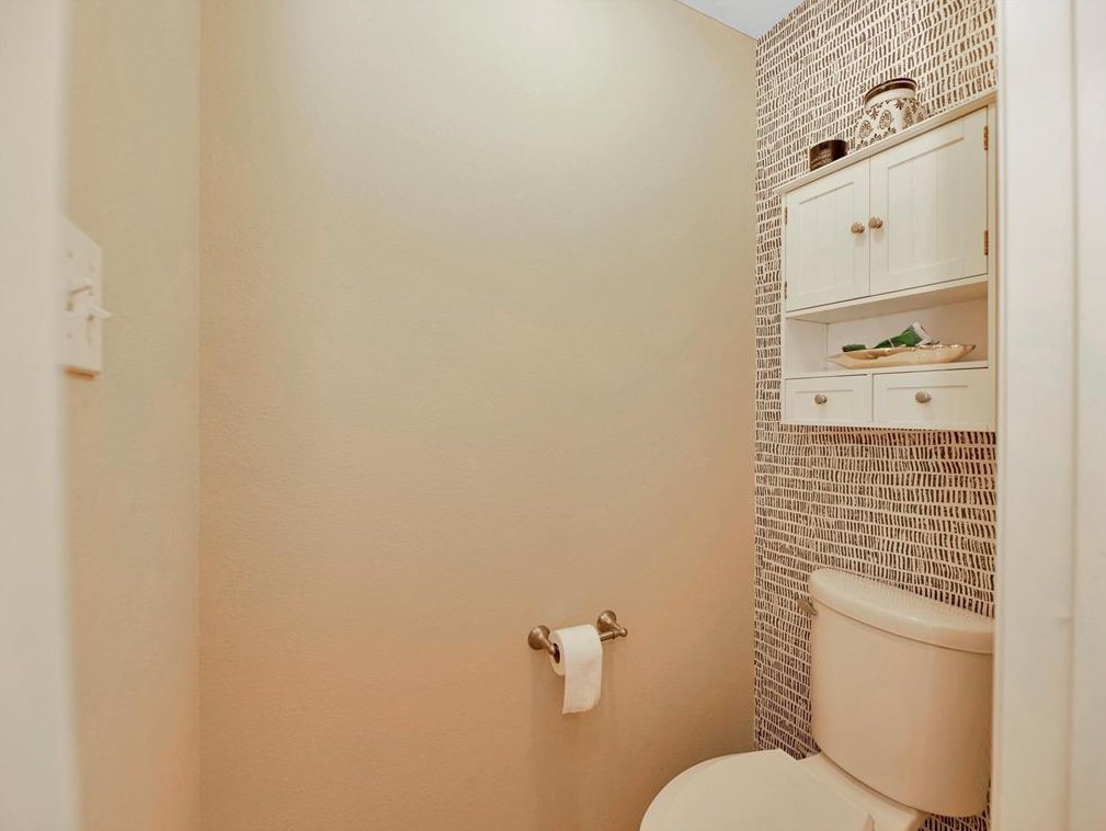 6002 Crestford Park Ln, Houston TX  77084-6399 exterior