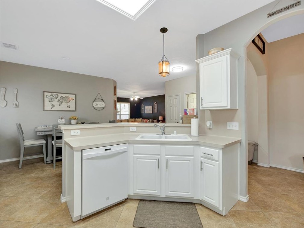 6002 Crestford Park Ln, Houston TX  77084-6399 exterior