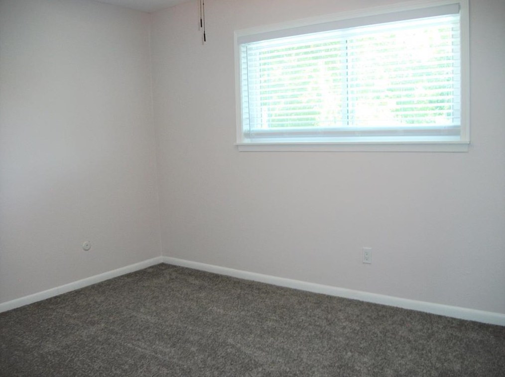 1911 Sherwood Forest St Apt 14, Houston, TX 77043