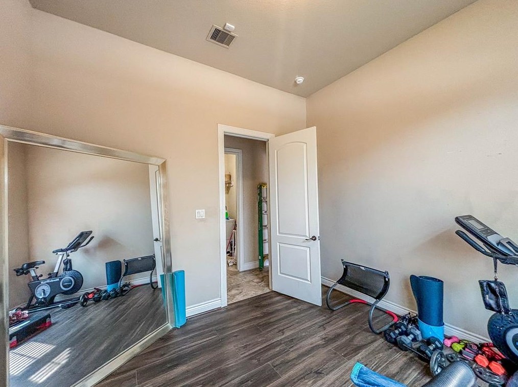 6743 Miller Shadow Ln, Sugar Land TX 77479 exterior