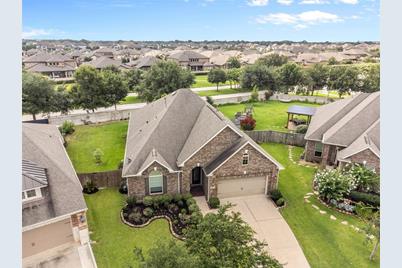 715 Victory Terrace Lane, Friendswood, TX 77546 - Photo 1