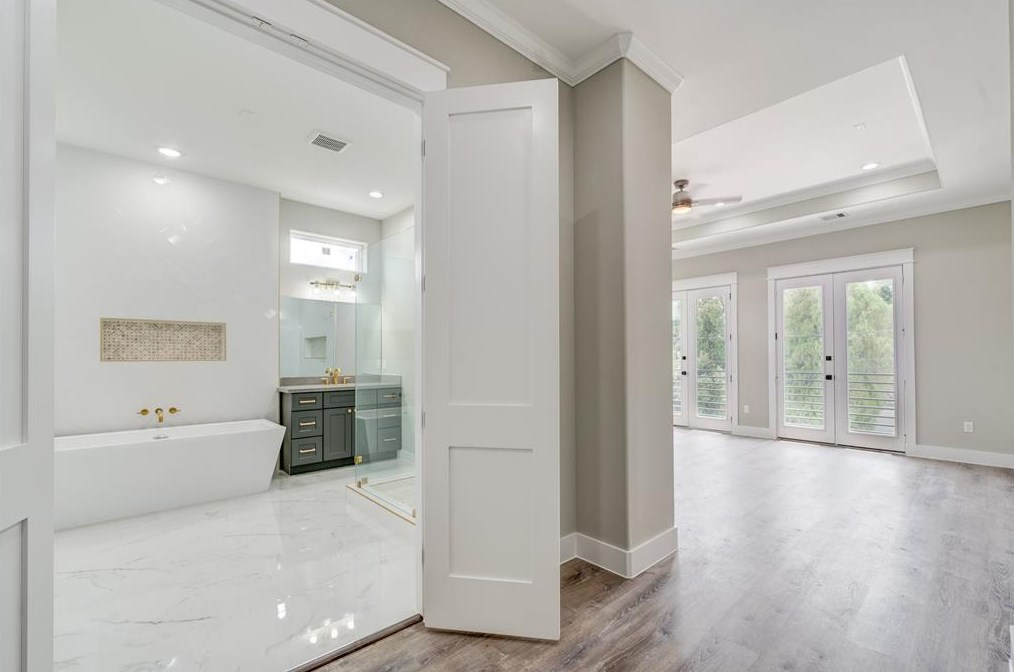 137 33 St, Houston TX  77022-5105 exterior