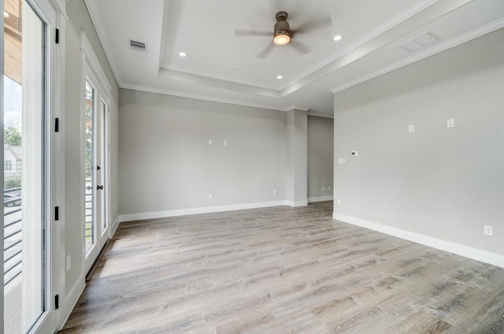 137 33 St, Houston TX  77022-5105 exterior