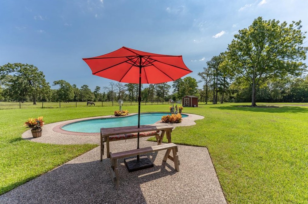 9521 Hermann Rd, Houston TX  77050-5603 exterior