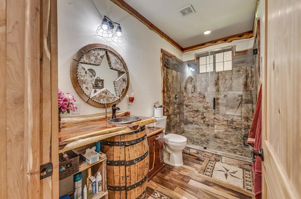 9521 Hermann Rd, Houston TX  77050-5603 exterior