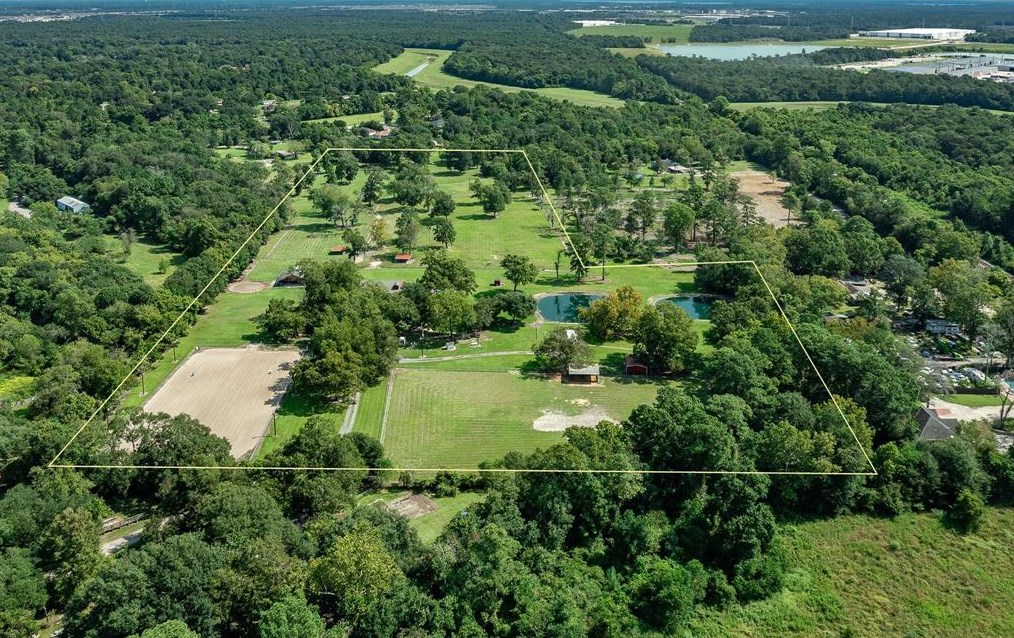 9521 Hermann Rd, Houston, TX 77050-6113