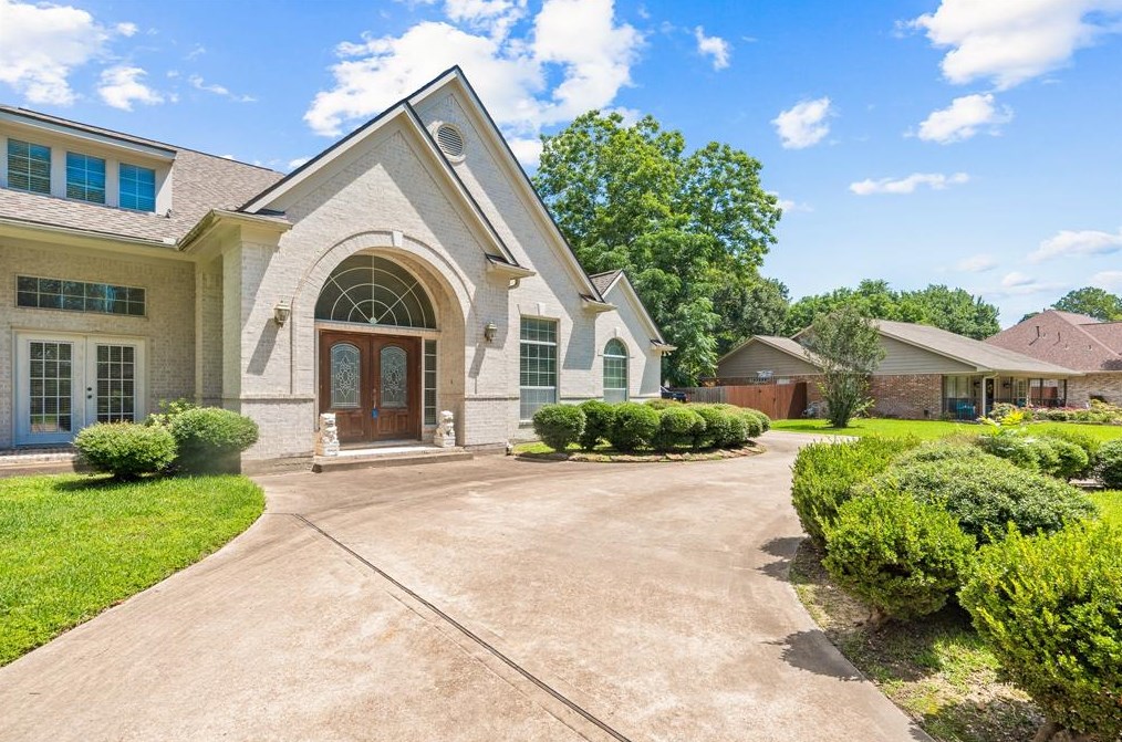 14314 Saras Walk, Cypress TX 77429-3266 exterior