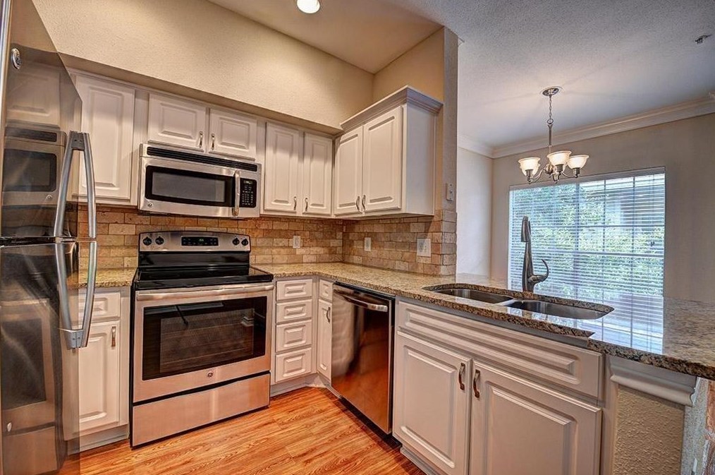 1919 Post Oak Park Dr #5318, Houston, TX 77027