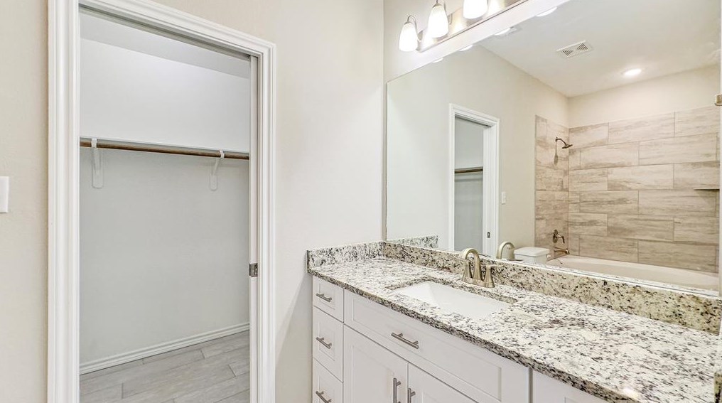 19 Firewood Rd, Huntsville TX 77340-1420 exterior