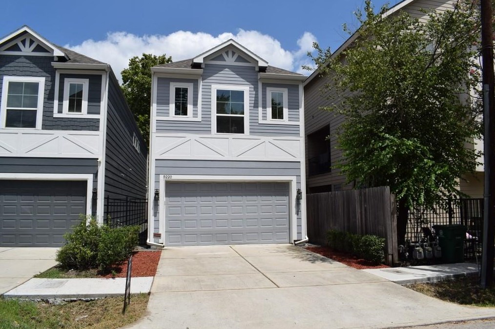 5220 Petty St, Houston, TX 77007