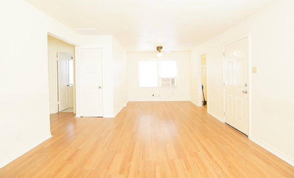 4329 Cynthia St, Bellaire, TX 77401