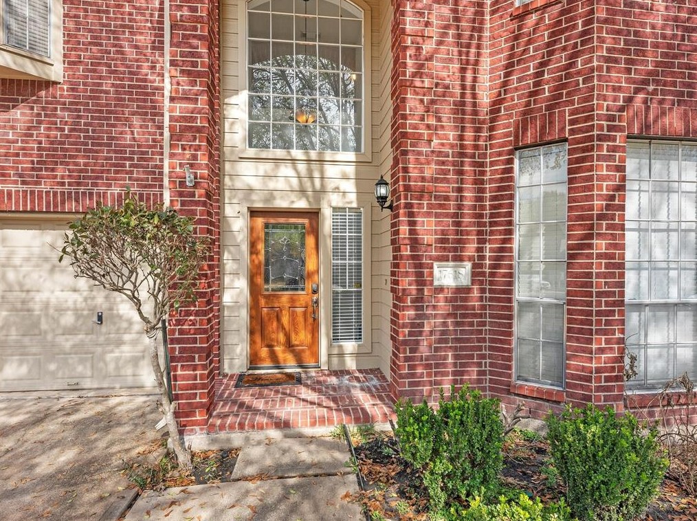 17618 Fairgrove Park Dr, Houston TX  77095-4252 exterior