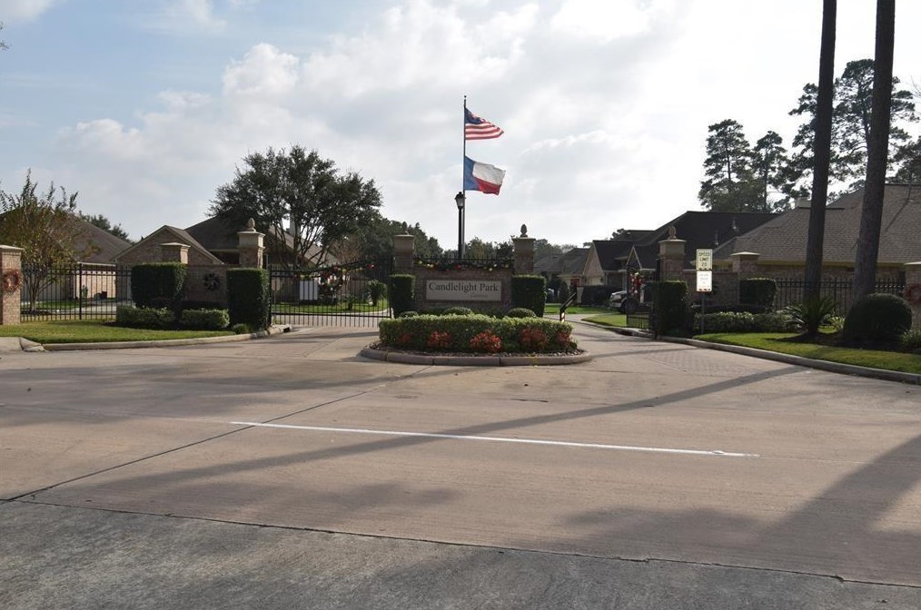 18723 Candle Park Dr, Spring TX  77388-5185 exterior