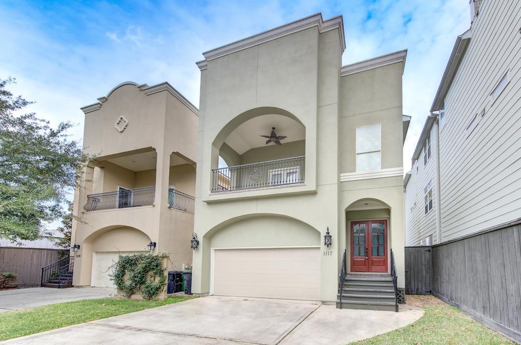 1117 W 18th St, Houston, TX 77008